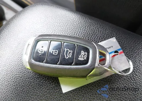 2021 Hyundai Veloster Turbo R-Spec z USA, uszkodzony, nr VIN KMHTH6AB6MU032180